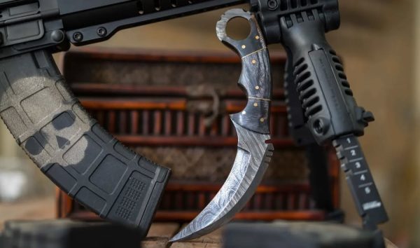 Handmade Damascus Steel Quick Karambit,   Blade: 4.75″ long, 1.125″ wide blade with full tang construction.